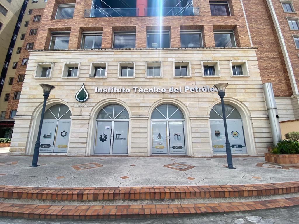 Instituto Técnico del Petróleo, Minas e Industrias